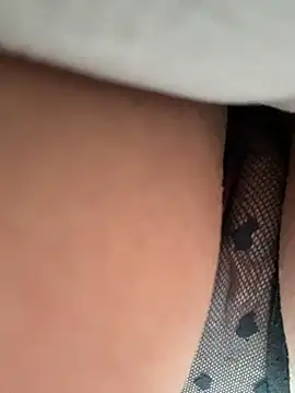 DollyTall's live cam