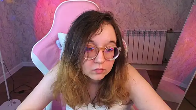 Aleks-caster webcam stripchat model stream image