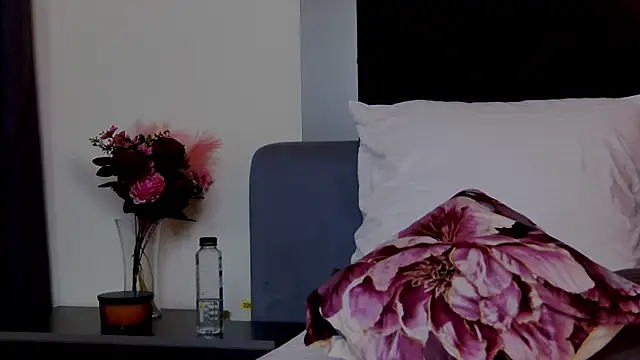 briannaspice - BriannaSpice's free webcam - UK Sex Cams