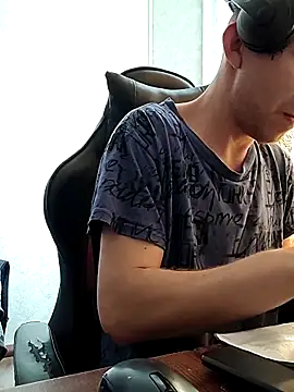 _uncle_mitya-43_ - _uncle_Mitya-43_'s free webcam - UK Sex Cams