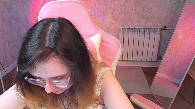 aleks-caster - Aleks-caster's free webcam - UK Sex Cams