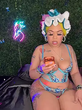 Webcam Model (RenaThickAss)  is live.Free join now!