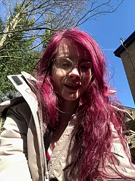 raen001 live cam profile