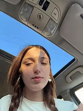 dollytall - DollyTall's free webcam - UK Sex Cams