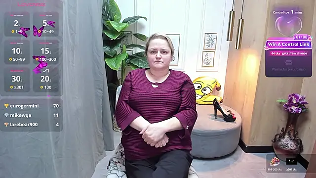 scarlettsoft - ScarlettSoft's free webcam - UK Sex Cams