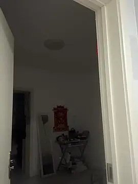 美女caomeibobo在线直播