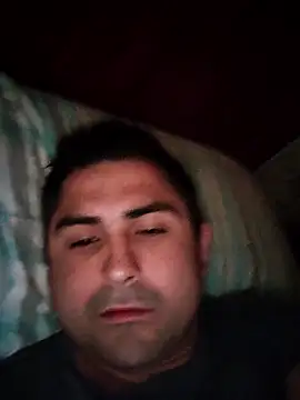 bradd_32 (M young) - HANDJOB+CUMSHOT