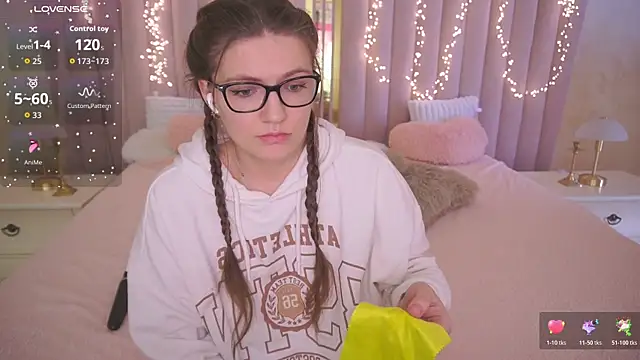 cinderellavii - Cinderellavii's free webcam