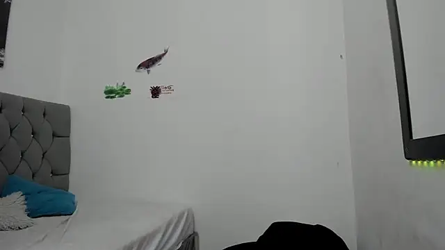 _1dereck (M twink) - USE RING IN ME COCK