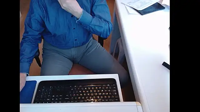 dutchpornking live sex cam