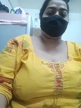 Webcam Model (zeepe19) is live