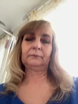 Irina2909@xh live sex cam