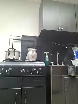 Webcam Model (Scarlet_curly8a)  is live.Free join now!