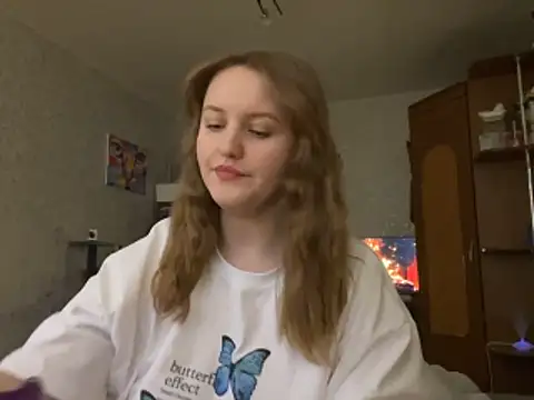 kellypoter (F teen) - Touching up tits close-up