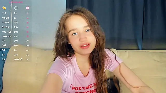 lovelyalivia - Lovelyalivia's free webcam - UK Sex Cams