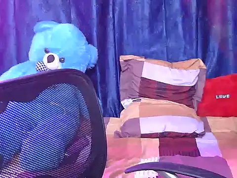 cute-manvii - Cute-manvii's free webcam - UK Sex Cams