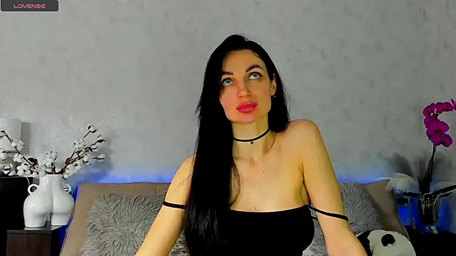 tina_mart - Tina_Mart's free webcam - UK Sex Cams