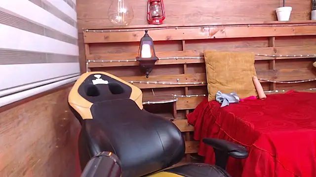 vayolettatto_bigass webcam