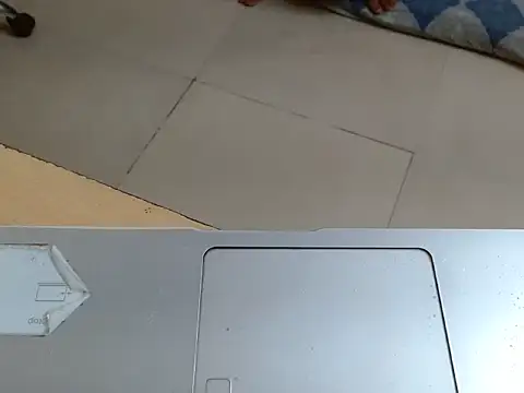 jannatmini (F young) - iphone 17