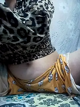 diyababy-11 - DiyaBaby-11's free webcam