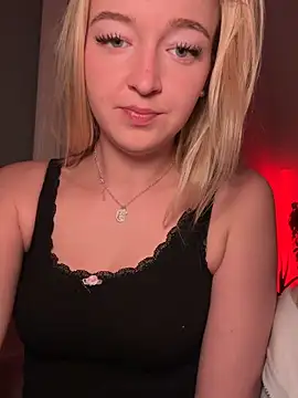 emilypeperoni (G young) - boobs free 5 min ❤️😈