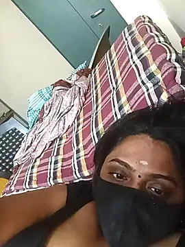 queendivya (F milf) - Booms