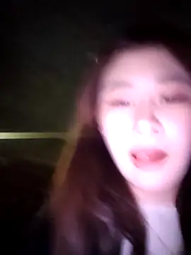 aoo520520 (F teen) - 户外做任务