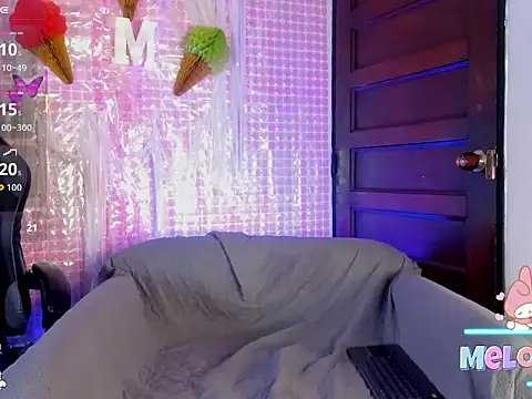 Melody-Joness live sex cam