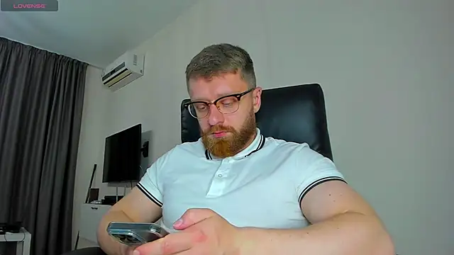 Findom_guy webcam