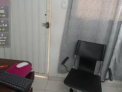 miss_charlott_18 - Miss_charlott_18's free webcam - UK Sex Cams