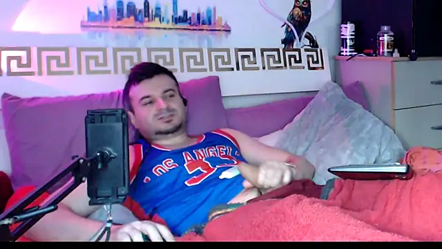 iuligruia69 - Iuligruia69's free webcam - UK Sex Cams