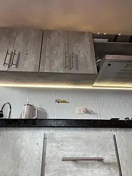 Webcam Model (_AryCoral555)  is live.Free join now!