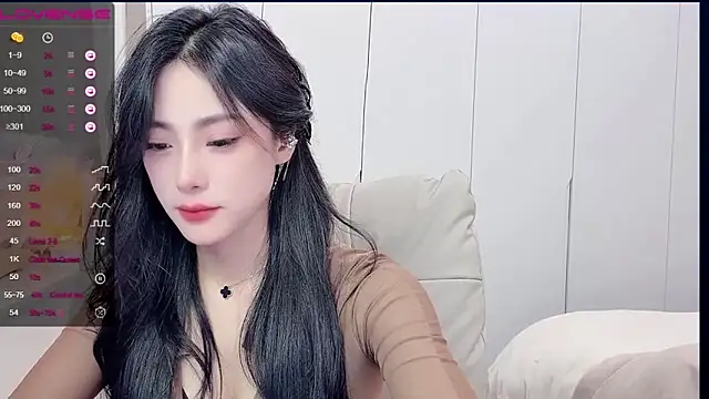 uuxiaocai's Stripchat show and profile