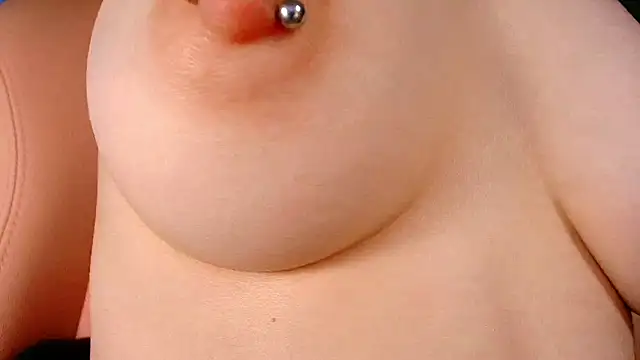 GoodWitch_'s Stripchat show and profile