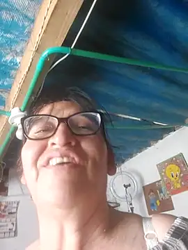 clarita_01 (F mature) - Chupar pesones y mostrar culo🥰🤪🤪