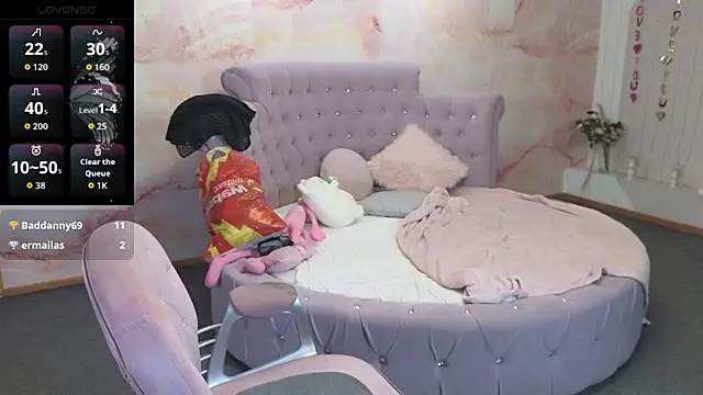 penelope_pinky (Ask my age) - Naughty tongue on fingers😘😘😘