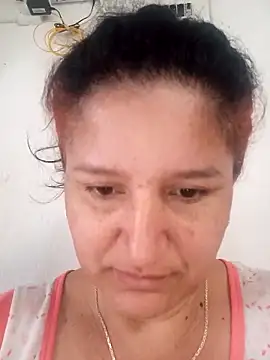 sra_angelina (G milf) - Kiss francais