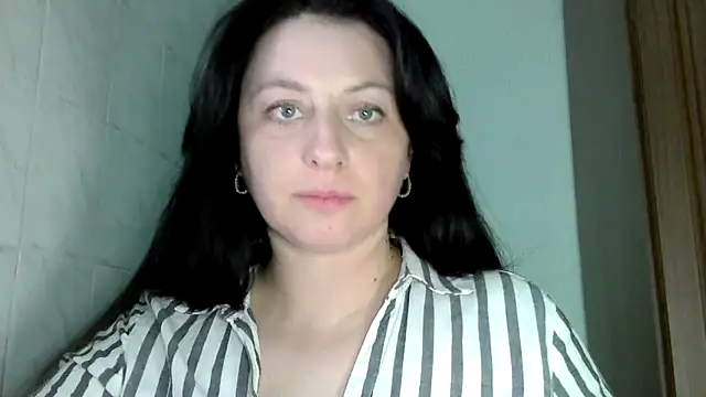 melinaax (F milf) - lift my spirits to the fire