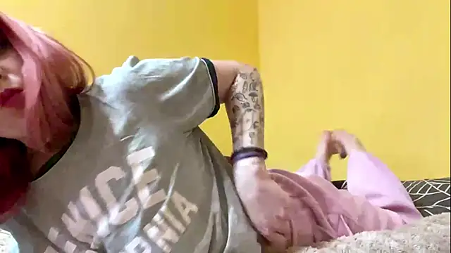 pleasurecastle (F young) - Small dance