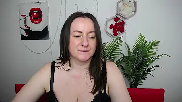 abby_taylorr (F milf) - For a ticket to Paris