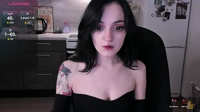 linaa__tyaan - Linaa__tyaan's free webcam - UK Sex Cams