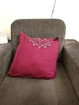 Webcam Model (beby_girLL)  is live.Free join now!