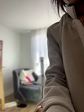 Webcam Model (Sofi_Leal) is live