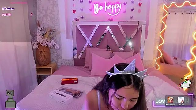 isabela_tay - ISABELA_TAY's free webcam - UK Sex Cams