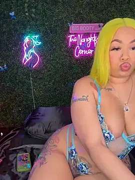 Webcam Model (RenaThickAss)  is live.Free join now!