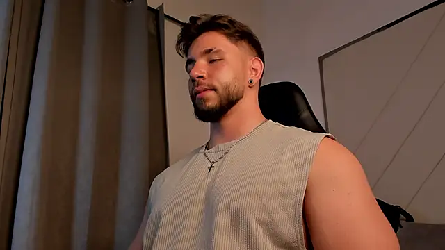 jackson_stifler - JACKSON_STIFLER's free webcam - UK Sex Cams