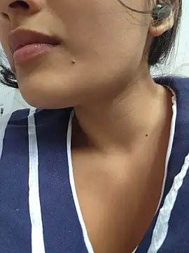 Webcam Model (Rumy_2005)  is live.Free join now!