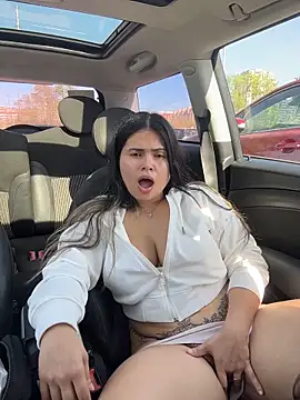 Webcam Model (melanny10)  is live.Free join now!