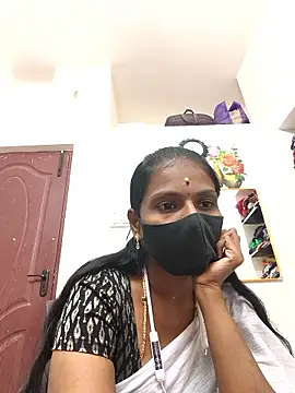 Webcam Model (Tamil_Yalini12) is live