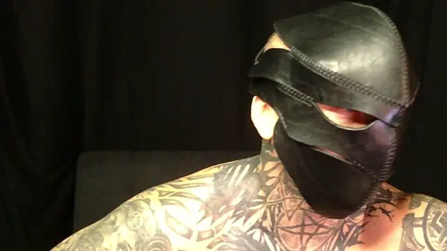 devilwithtats - DevilWithTats's free webcam - UK Sex Cams